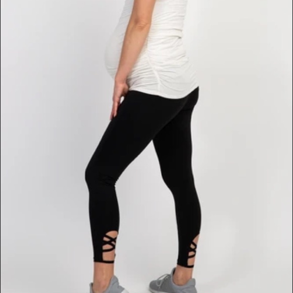 Double Crossback Cropped Active Maternity Leggings